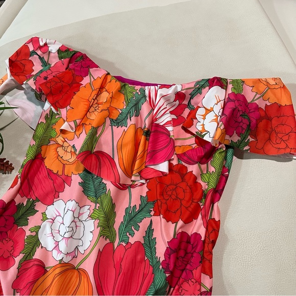 NWT TRINA TURK SUNNY BLOOM OFF THE SHOULDER BANDEAU ONE PIECE - Picture 6 of 13